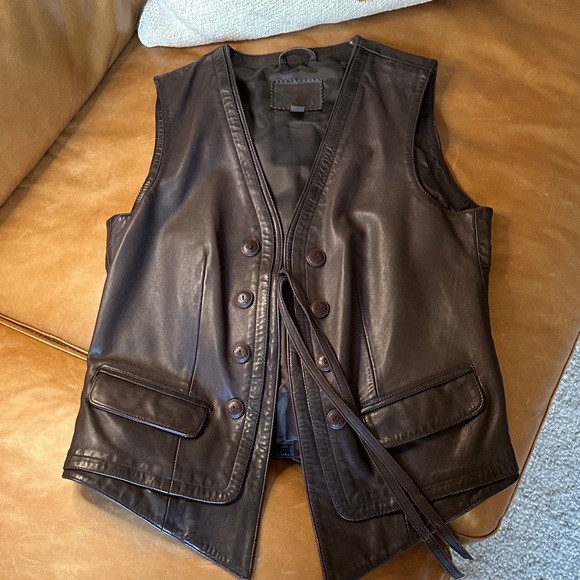 Sundance Dark Brown Leather Vest - Picture 2 of 10